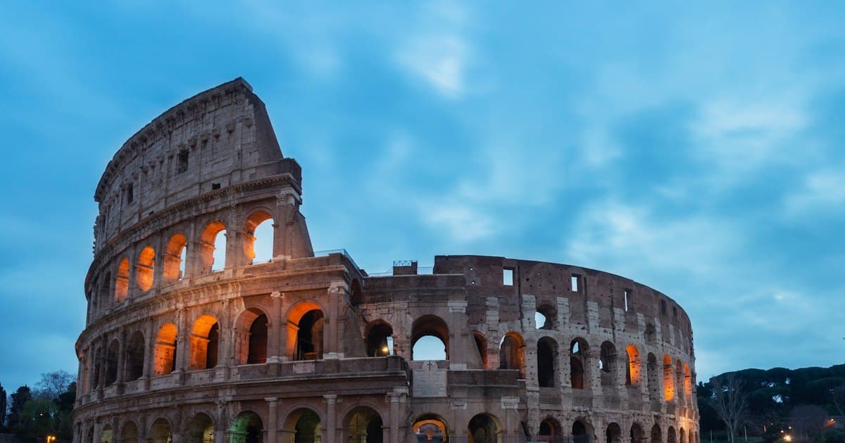 Personal shopper Rome — Via Condotti luxury shopping