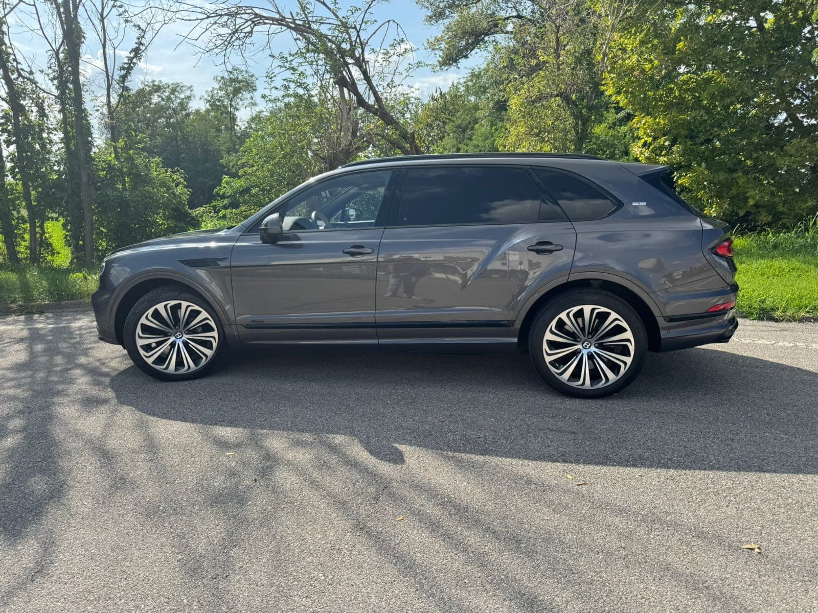 Bentley Bentayga — 6