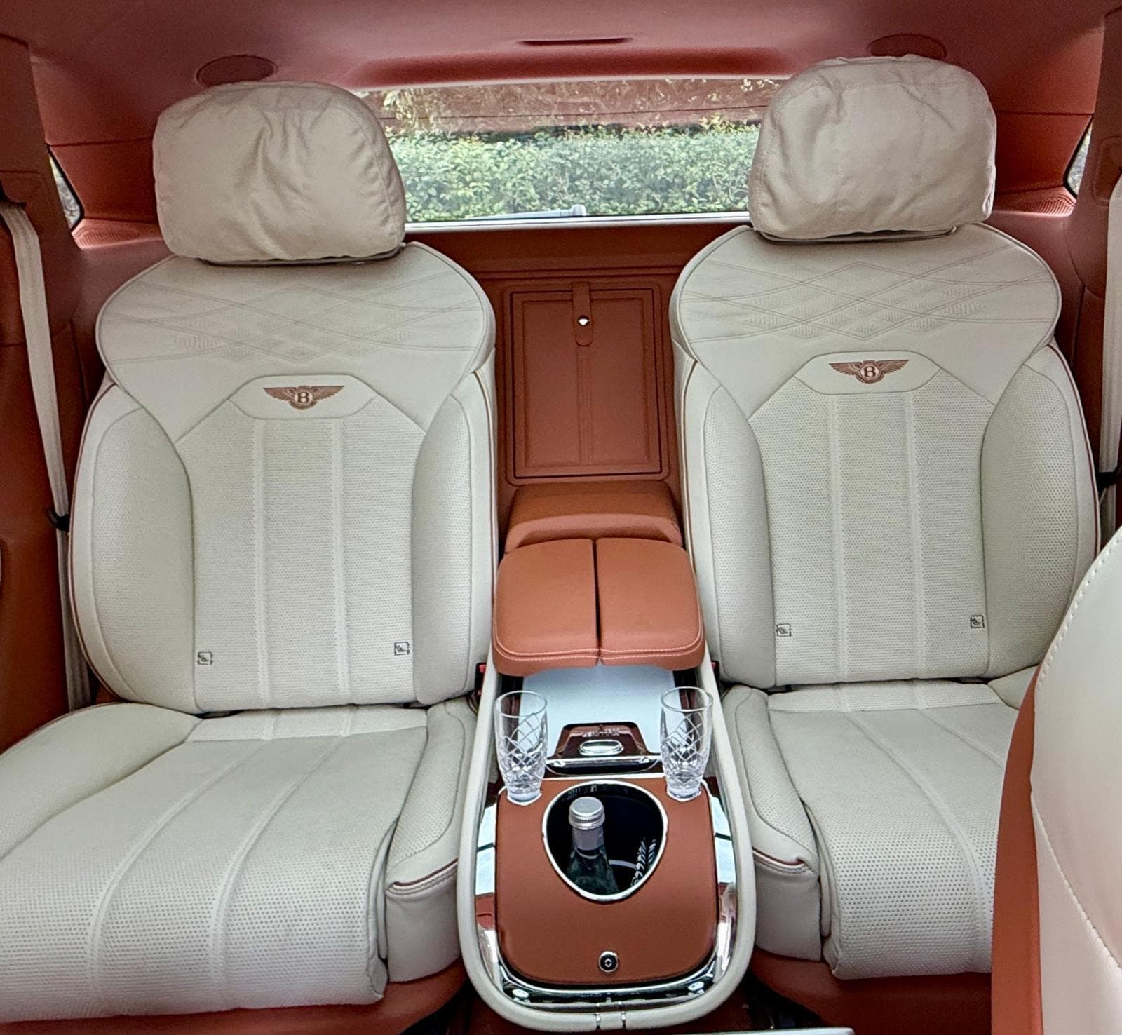 Bentley Bentayga — 3