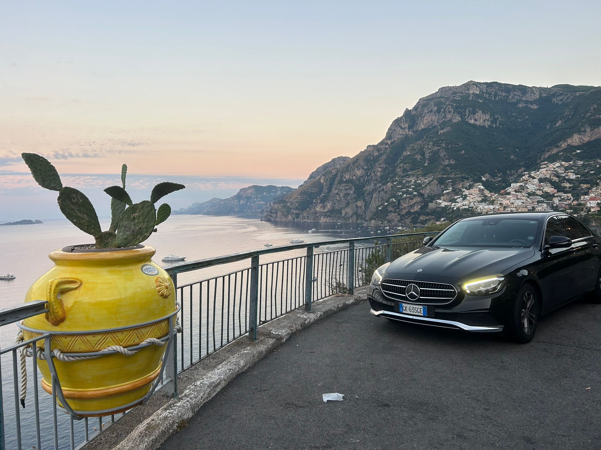FFGR Italia Mercedes E-Class Amalfi coast at sunset