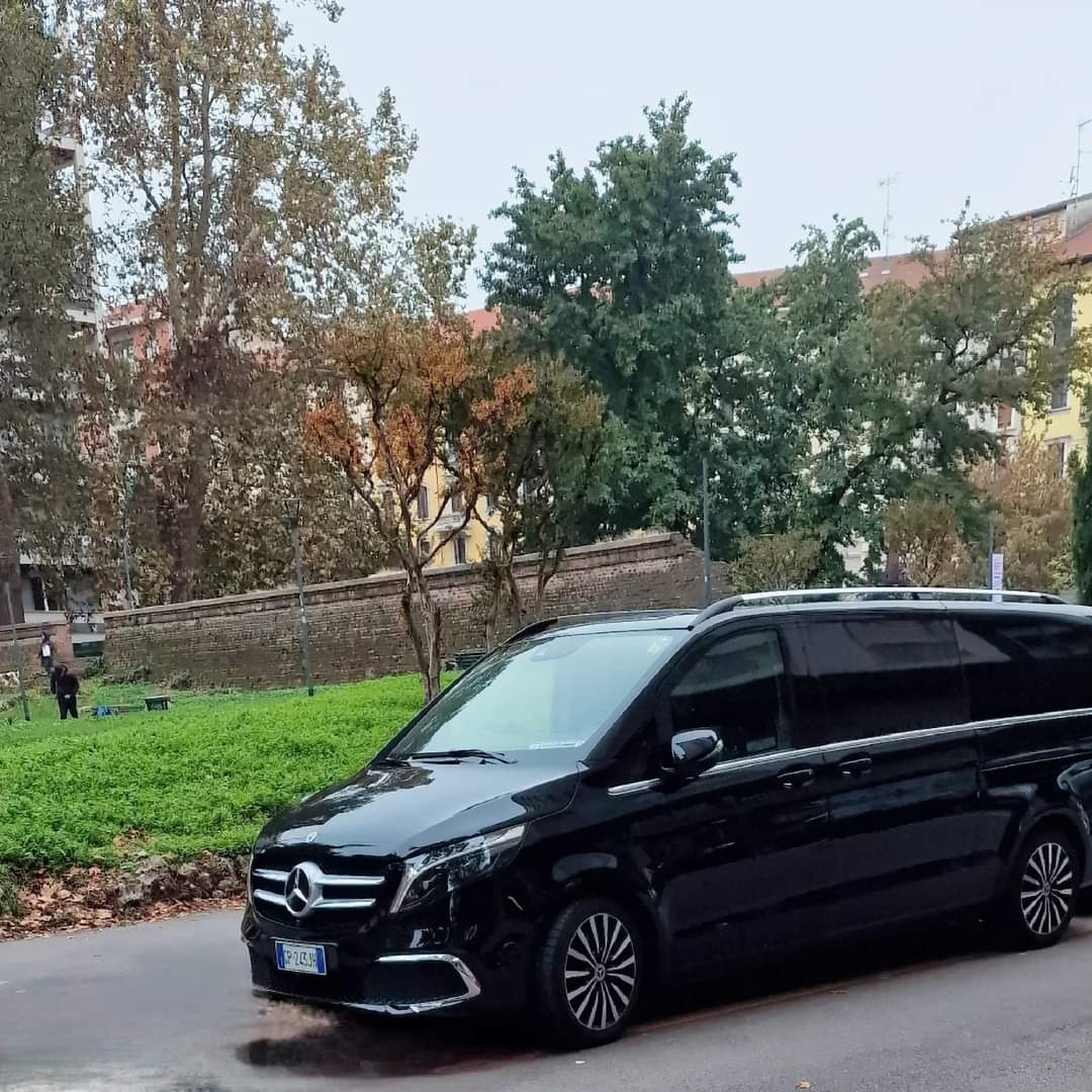 Mercedes S-Class private chauffeur Italy