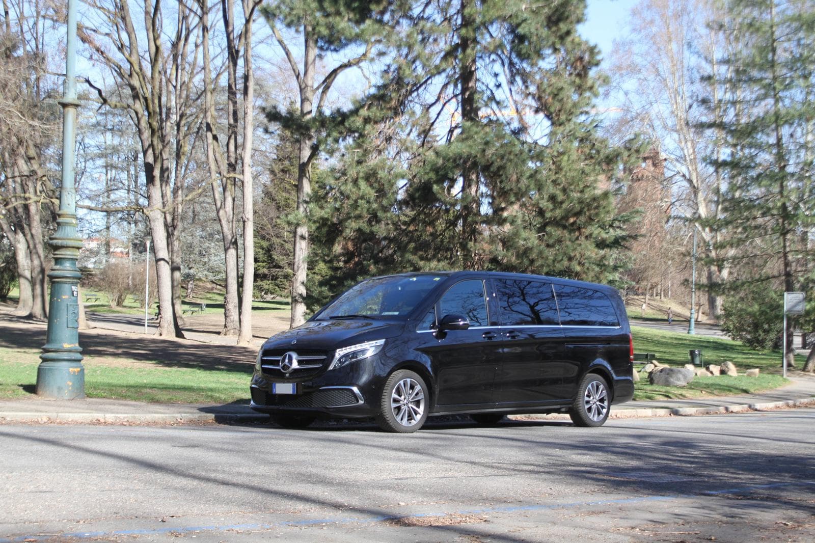 Mercedes V-Class — 2
