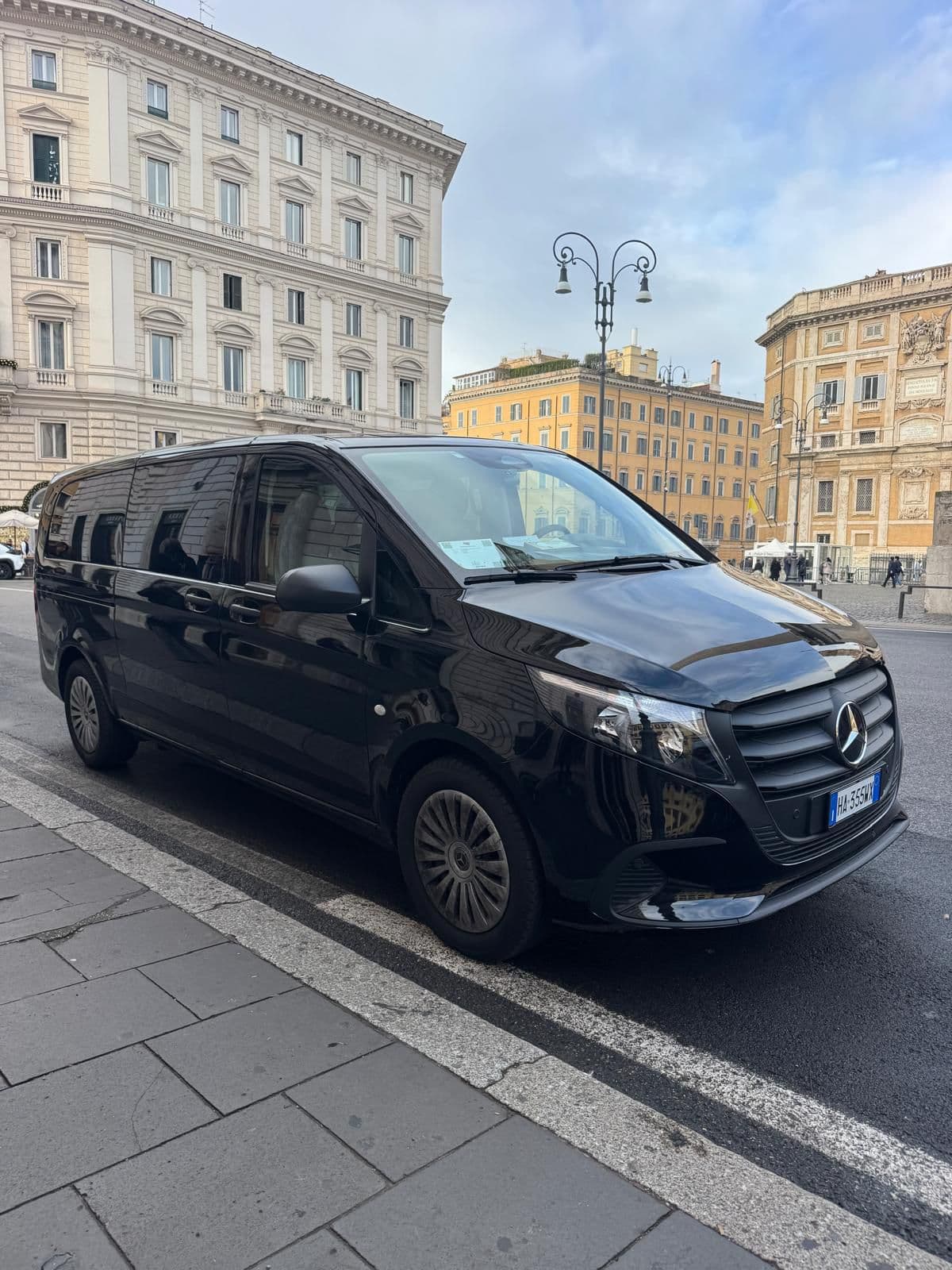Mercedes V-Class — 3
