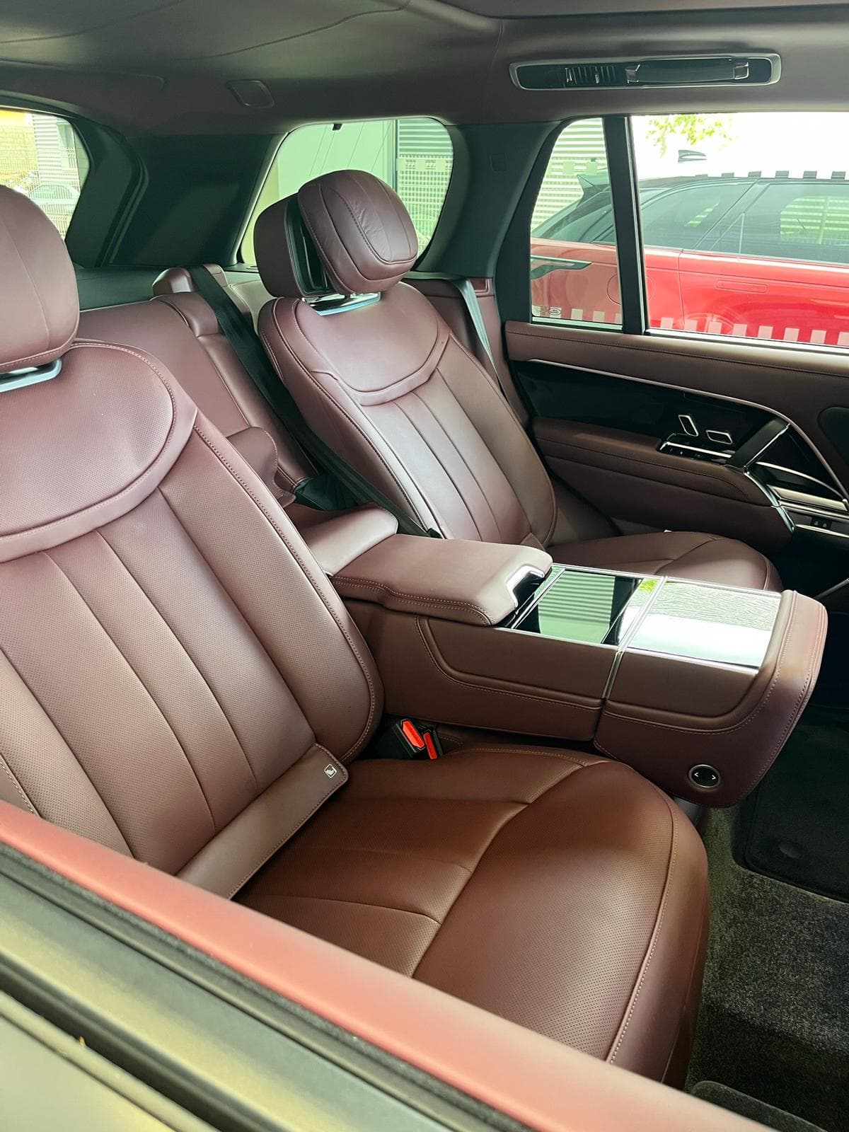 Range Rover — 3